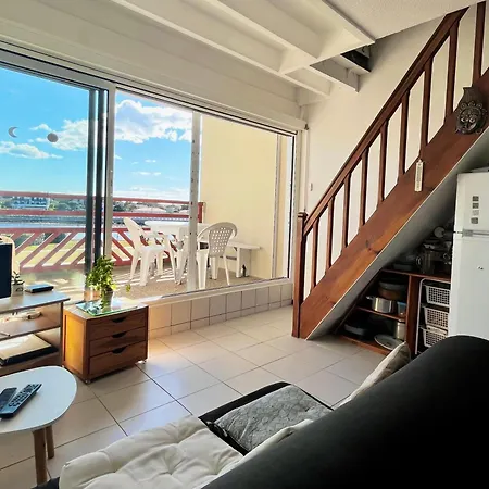 Bleu Courant - T4 Avec Balcon Vue Courant Apartment *