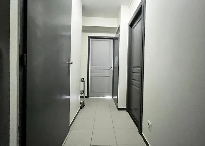 Bleu Courant - T4 Avec Balcon Vue Courant Lejlighed *