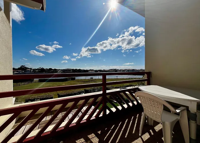 Bleu Courant - T4 Avec Balcon Vue Courant Lejlighed